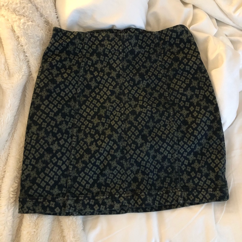 Cute Free People Mini Skirt with Zipper In Back